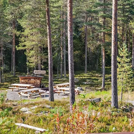 Familievennlig & Jacuzzi & Badstue *