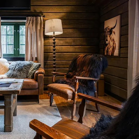 בית נופש Familievennlig & Jacuzzi & Badstue טריסיל